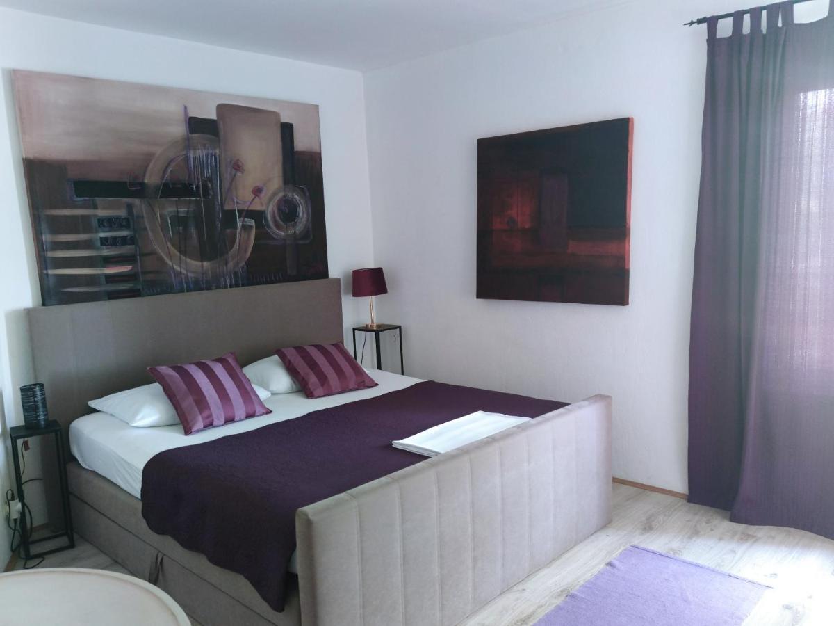 Art Gallery House With A Small Relaxing Pool Crikvenica Exteriör bild
