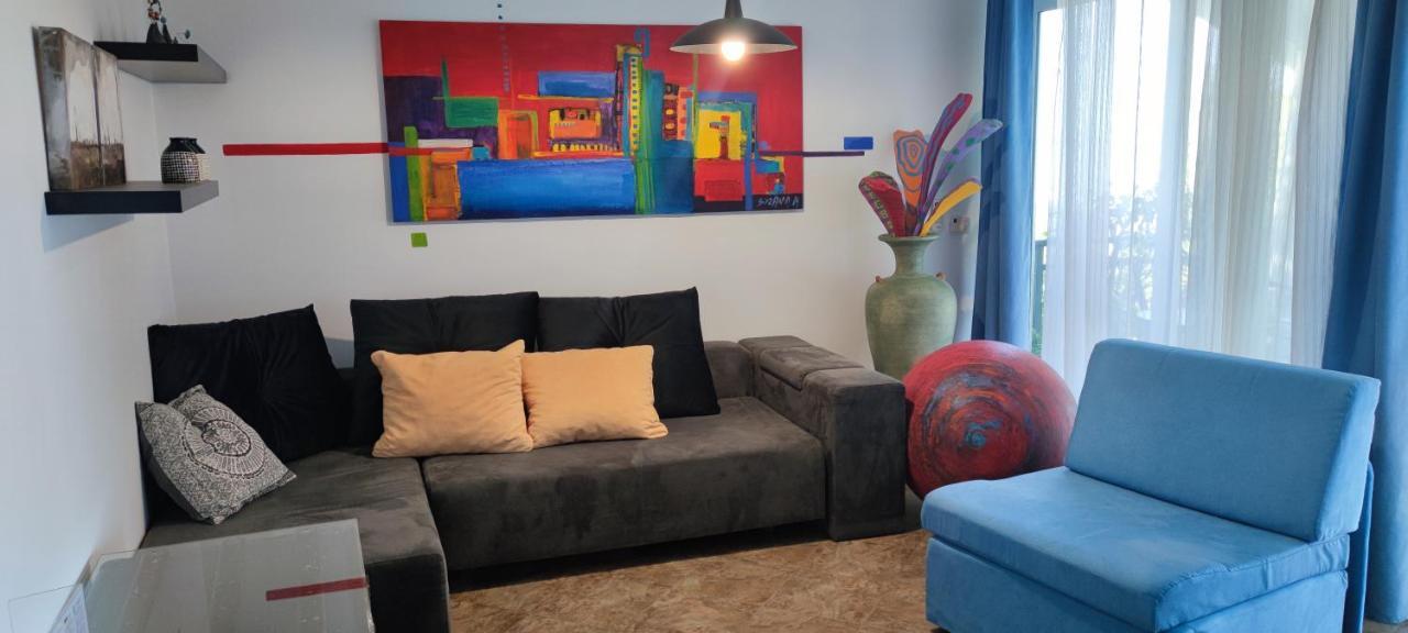 Art Gallery House With A Small Relaxing Pool Crikvenica Exteriör bild