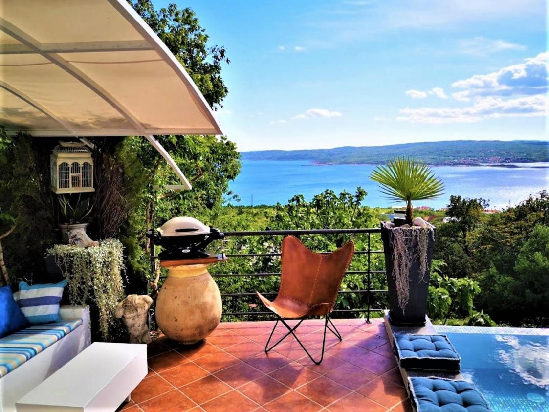Art Gallery House With A Small Relaxing Pool Crikvenica Exteriör bild