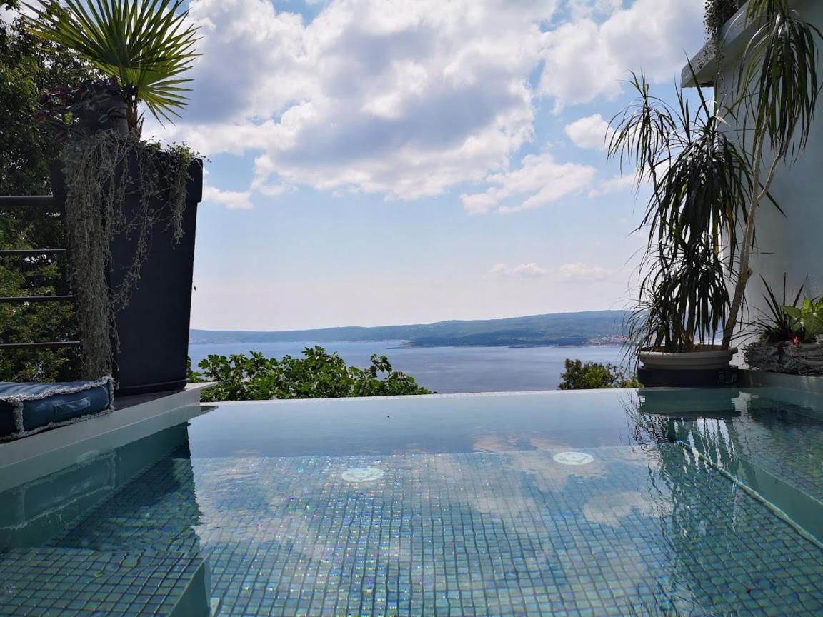 Art Gallery House With A Small Relaxing Pool Crikvenica Exteriör bild